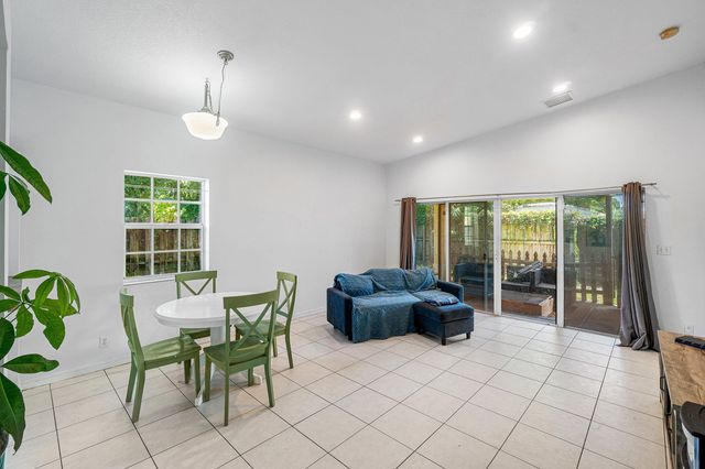 2406 SUNDY Avenue, Delray Beach, FL 33444