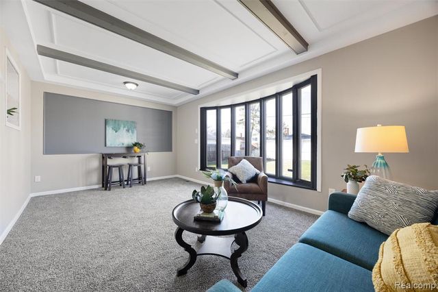 31656 Summers Street, Livonia, MI 48154