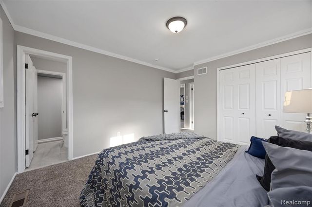 31656 Summers Street, Livonia, MI 48154