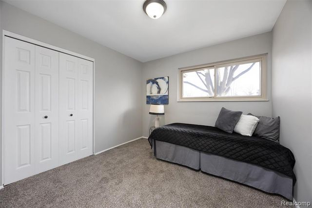 31656 Summers Street, Livonia, MI 48154