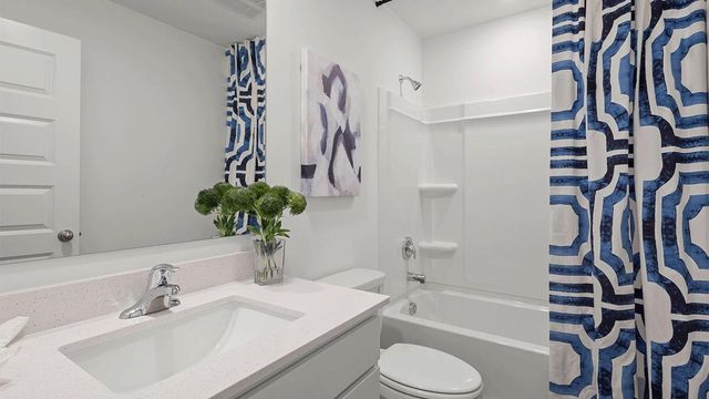 483 Cressmoor Boulevard, Hobart, IN 46342