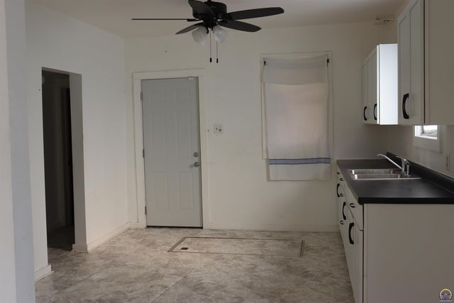 1220 NW Fillmore ST, Topeka, KS 66608