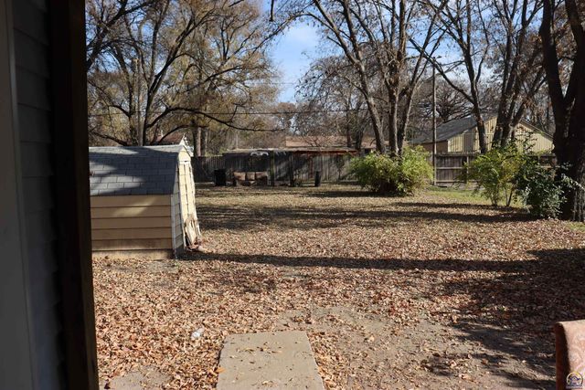 1220 NW Fillmore ST, Topeka, KS 66608