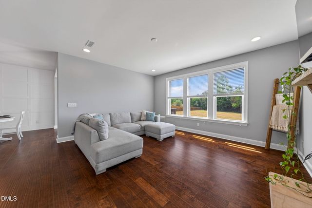 4900 Sunset Stream Drive, Fuquay Varina, NC 27526