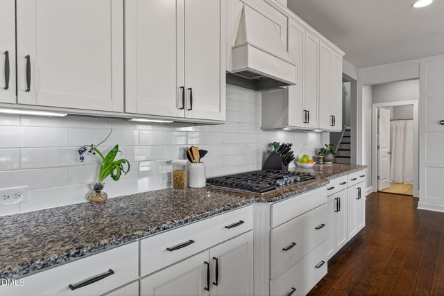 4900 Sunset Stream Drive, Fuquay Varina, NC 27526