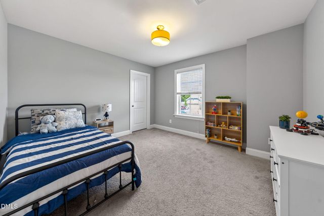 4900 Sunset Stream Drive, Fuquay Varina, NC 27526