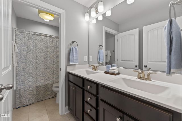 4900 Sunset Stream Drive, Fuquay Varina, NC 27526