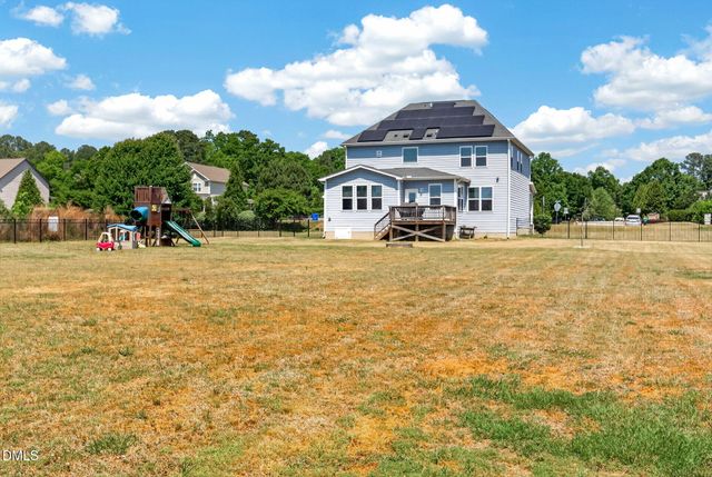 4900 Sunset Stream Drive, Fuquay Varina, NC 27526