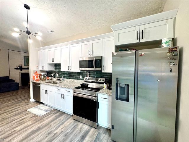 1408 Petrell CT, Virginia Beach, VA 23454
