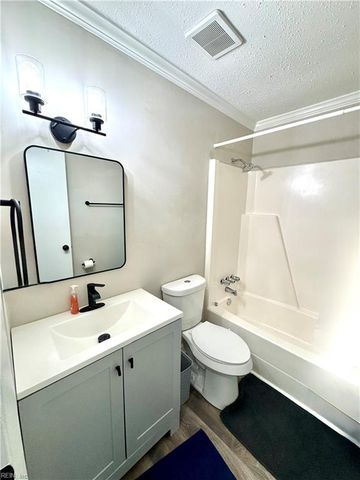 1408 Petrell CT, Virginia Beach, VA 23454
