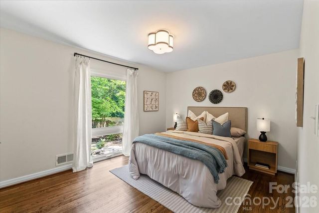 4439 Applegate Road, Charlotte, NC 28209