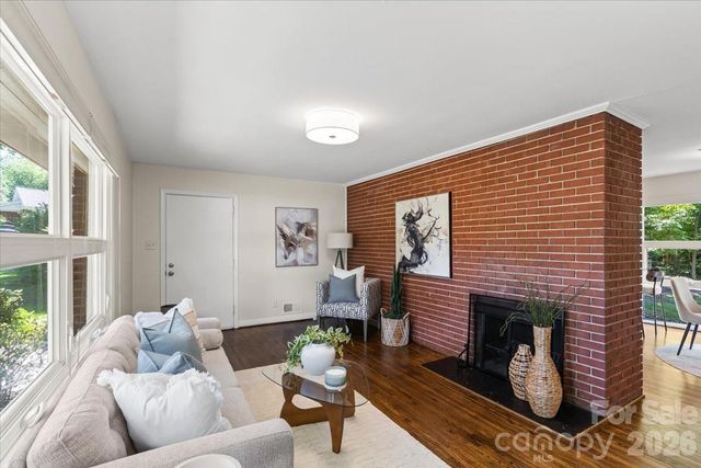 4439 Applegate Road, Charlotte, NC 28209
