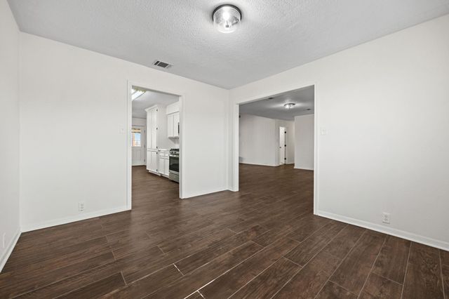 19214 County Road 268, East Bernard, TX 77435