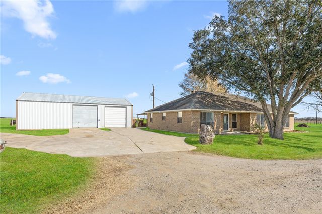 19214 County Road 268, East Bernard, TX 77435