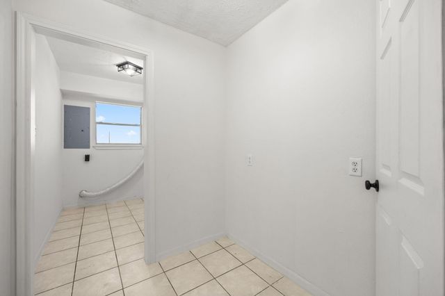 19214 County Road 268, East Bernard, TX 77435