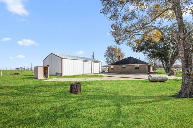 19214 County Road 268, East Bernard, TX 77435