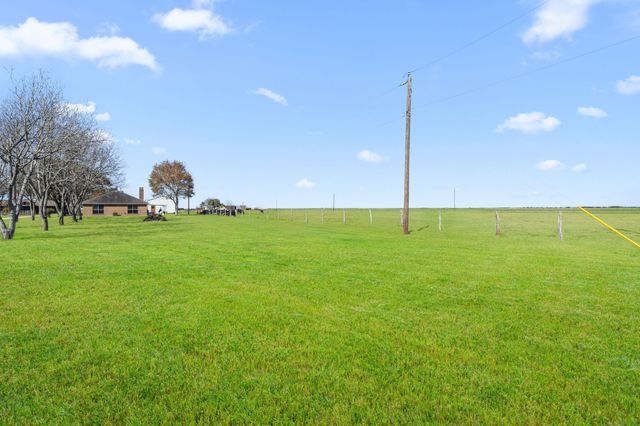 19214 County Road 268, East Bernard, TX 77435