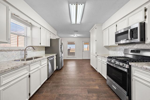 19214 County Road 268, East Bernard, TX 77435