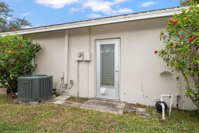 2042 FAIR OAK DRIVE, Clearwater, FL 33763