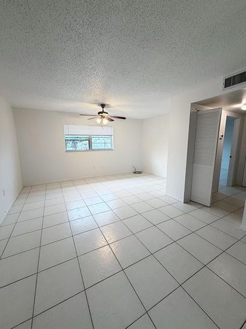 650 SW 2nd SW 2480, Boca Raton, FL 33432