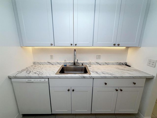 650 SW 2nd SW 2480, Boca Raton, FL 33432