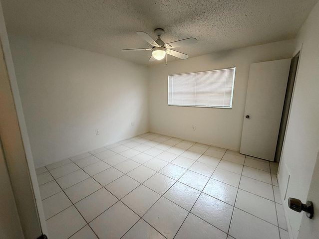 650 SW 2nd SW 2480, Boca Raton, FL 33432