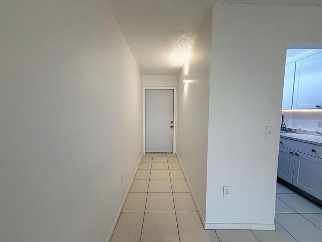 650 SW 2nd SW 2480, Boca Raton, FL 33432