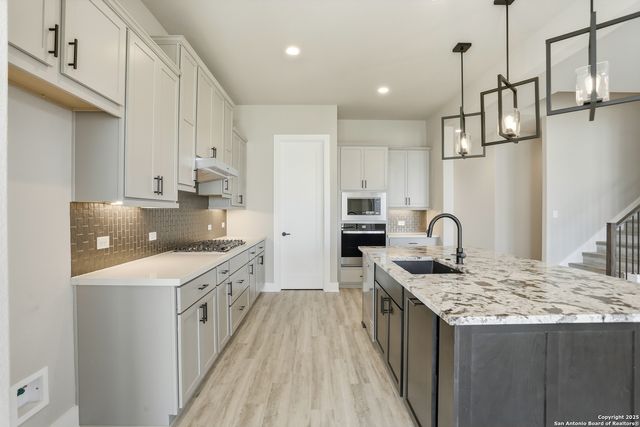 403 Lake Champlain, New Braunfels, TX 78130