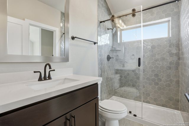 403 Lake Champlain, New Braunfels, TX 78130