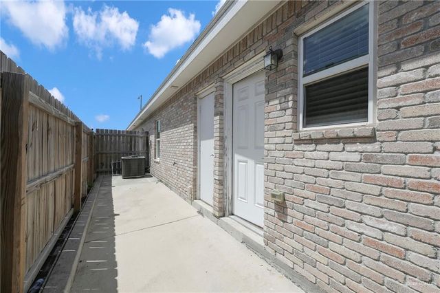 412 Carlisle Avenue 4, Edinburg, TX 78539