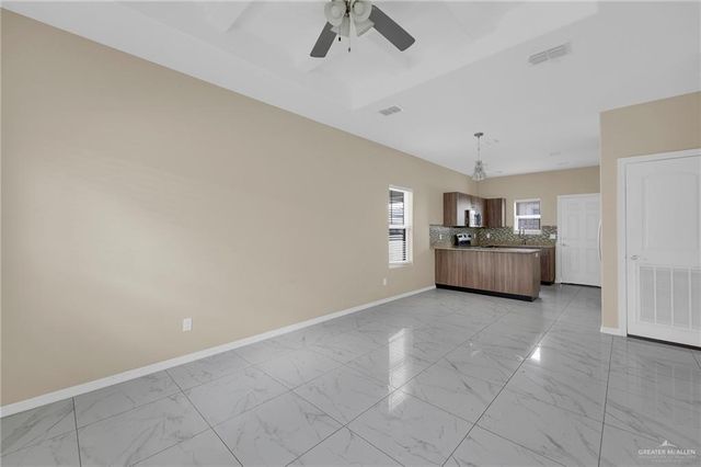 412 Carlisle Avenue 4, Edinburg, TX 78539