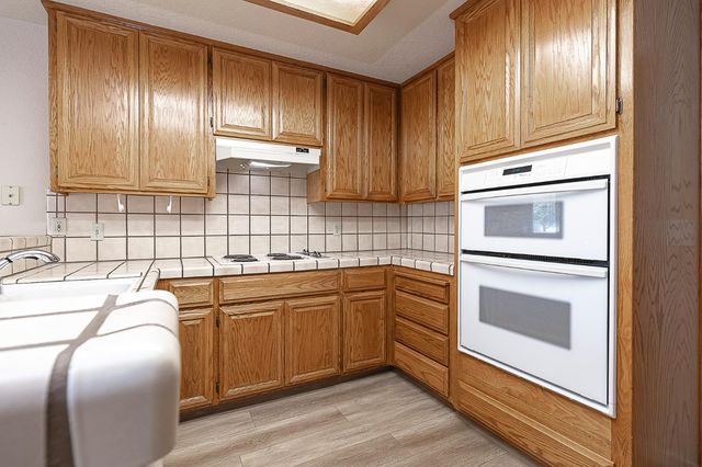 2197 Candy Cane Walk, Manteca, CA 95336