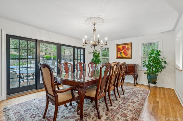 76 Harbor Road, Head Of The Harbor, NY 11780