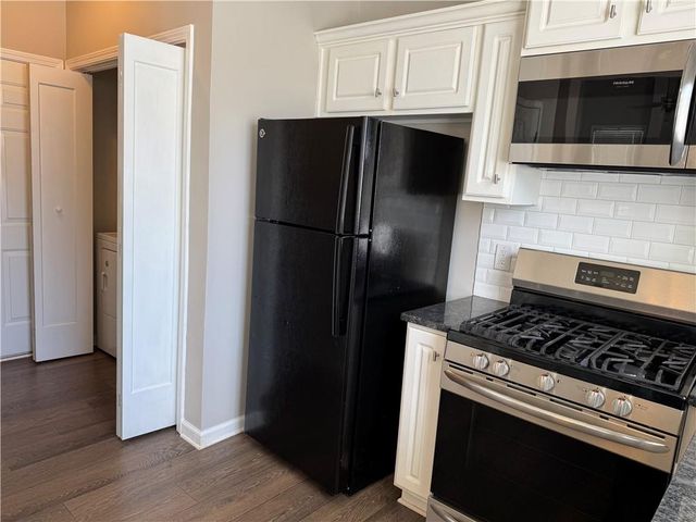 205 Harmony Ct, Alpharetta, GA 30004