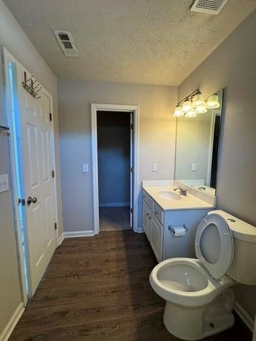 205 Harmony Ct, Alpharetta, GA 30004