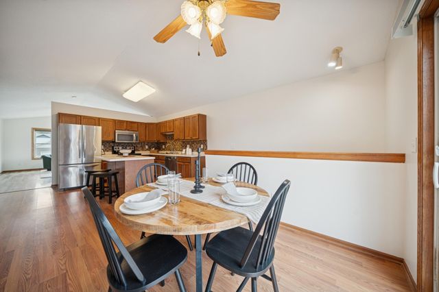 532 7th Street SW, Pine Island, MN 55963