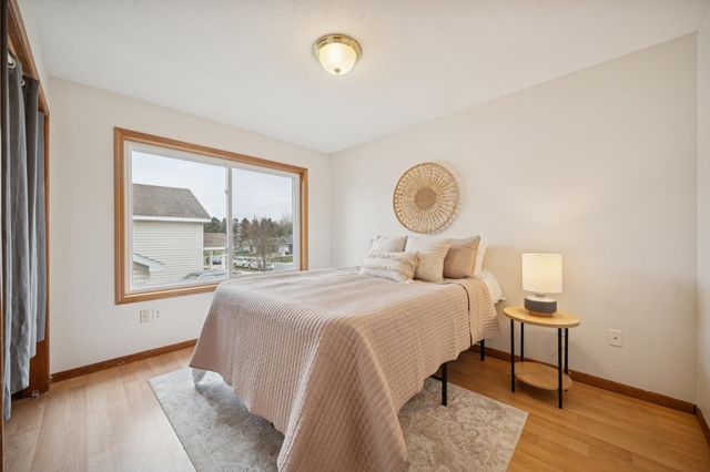 532 7th Street SW, Pine Island, MN 55963