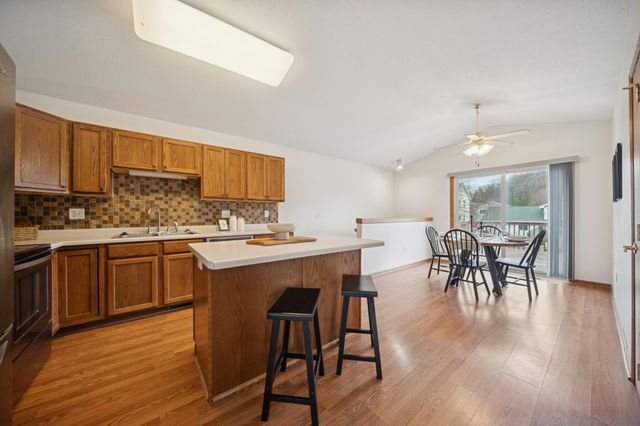 532 7th Street SW, Pine Island, MN 55963