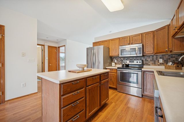 532 7th Street SW, Pine Island, MN 55963