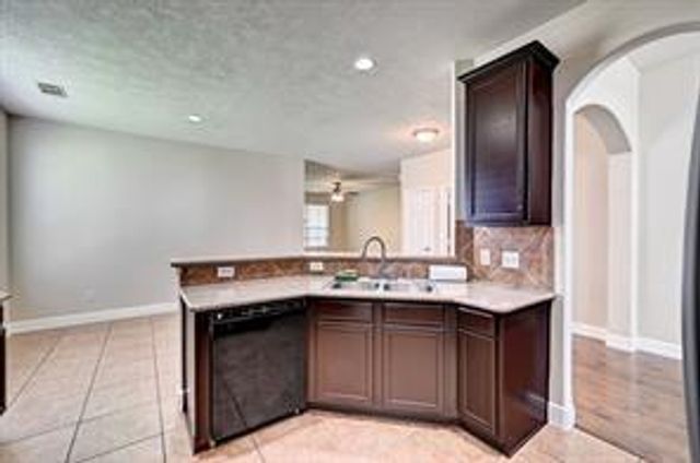 2507 Winged Dove Drive, Galveston, TX 77573