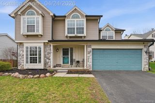 1140 Olympic Court, Oxford Charter Township, MI 48371