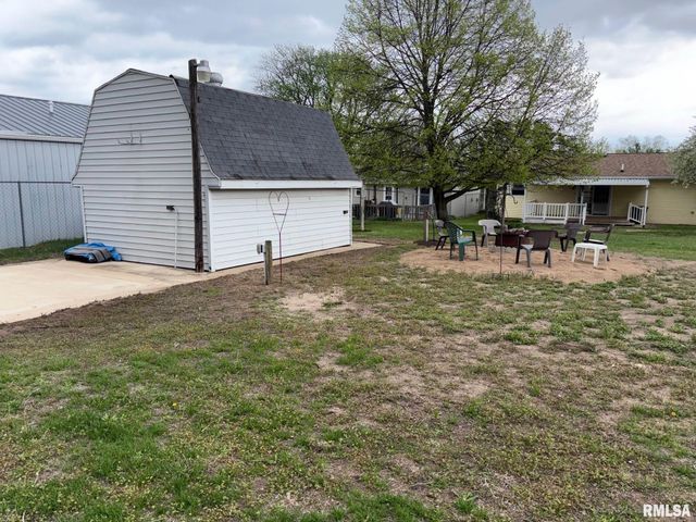 13829 1ST Street, Pekin, IL 61554