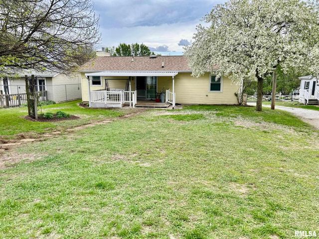 13829 1ST Street, Pekin, IL 61554