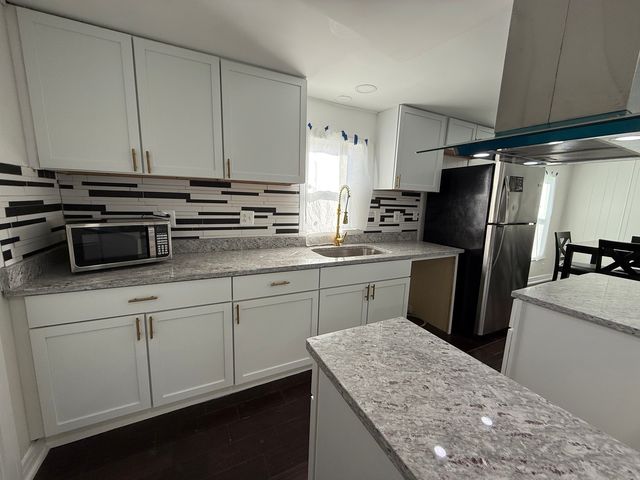 25 Hearthside Drive, Matteson, IL 60443