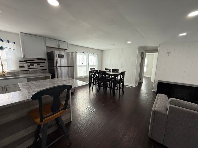 25 Hearthside Drive, Matteson, IL 60443