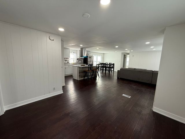 25 Hearthside Drive, Matteson, IL 60443