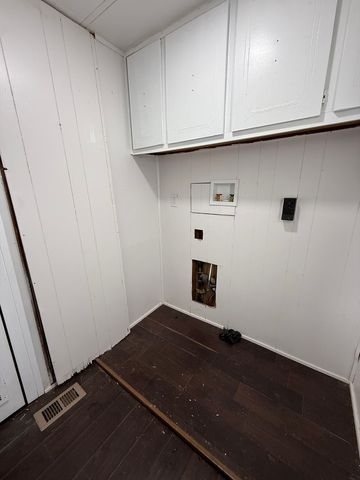 25 Hearthside Drive, Matteson, IL 60443