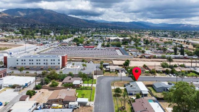 6564 Lynwood Way, Highland, CA 92346