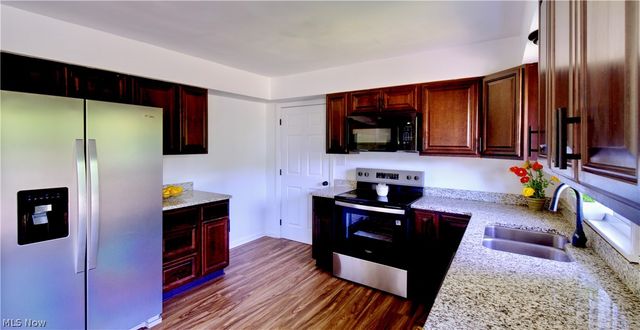 3561 Johnson Road, Norton, OH 44203