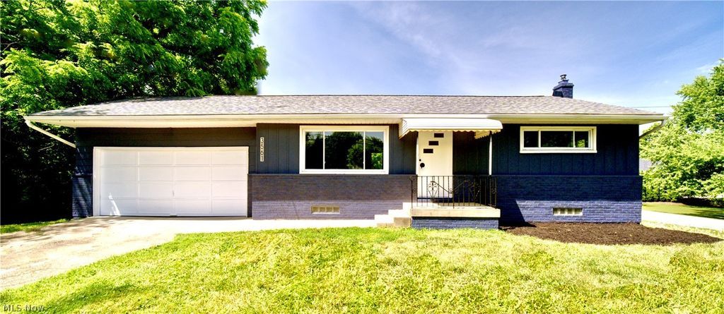 3561 Johnson Road, Norton, OH 44203